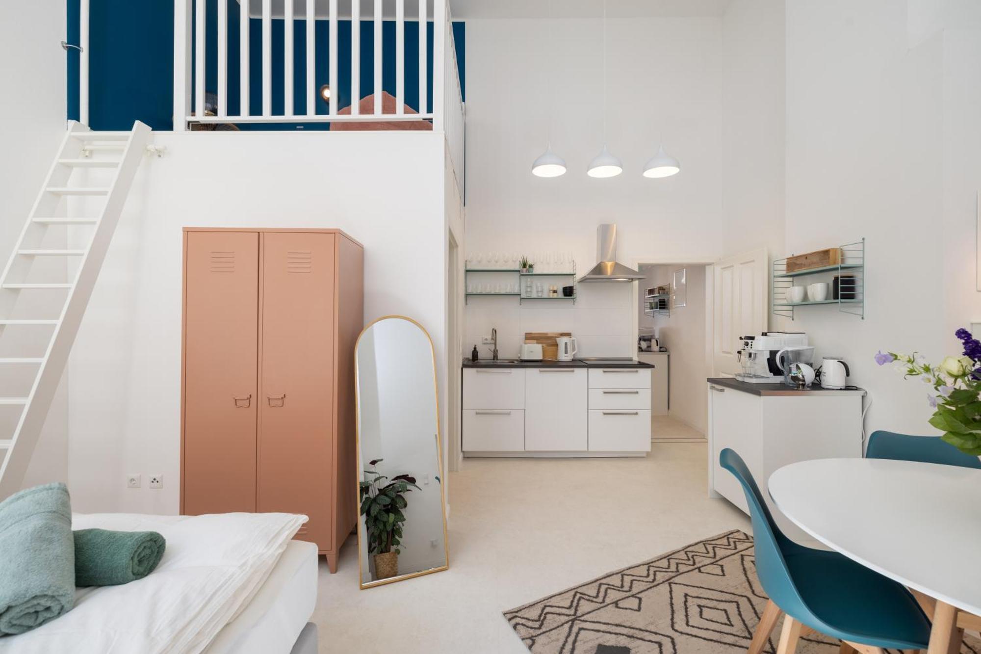 ברלין Great 2-Room Loft With 2 Bathrooms And 2 Kitchen מראה חיצוני תמונה